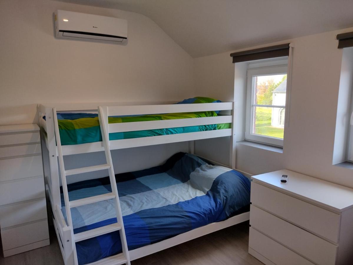 Huis Met Zonneterras, Tuin En Panoramisch Uitzicht Wellin Eksteriør billede